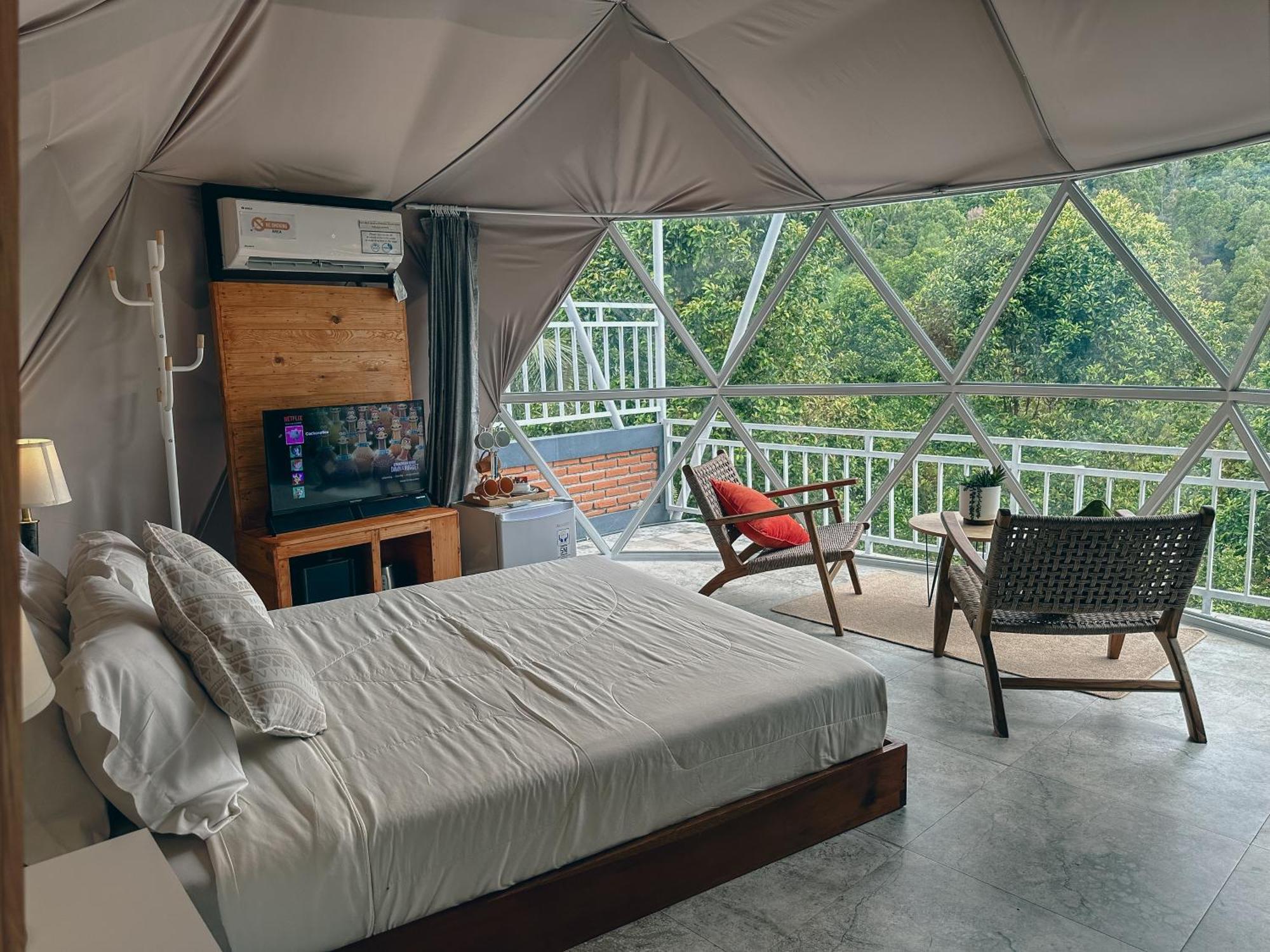 Moondock Luxury Camp Hotel Munduk  Exterior photo