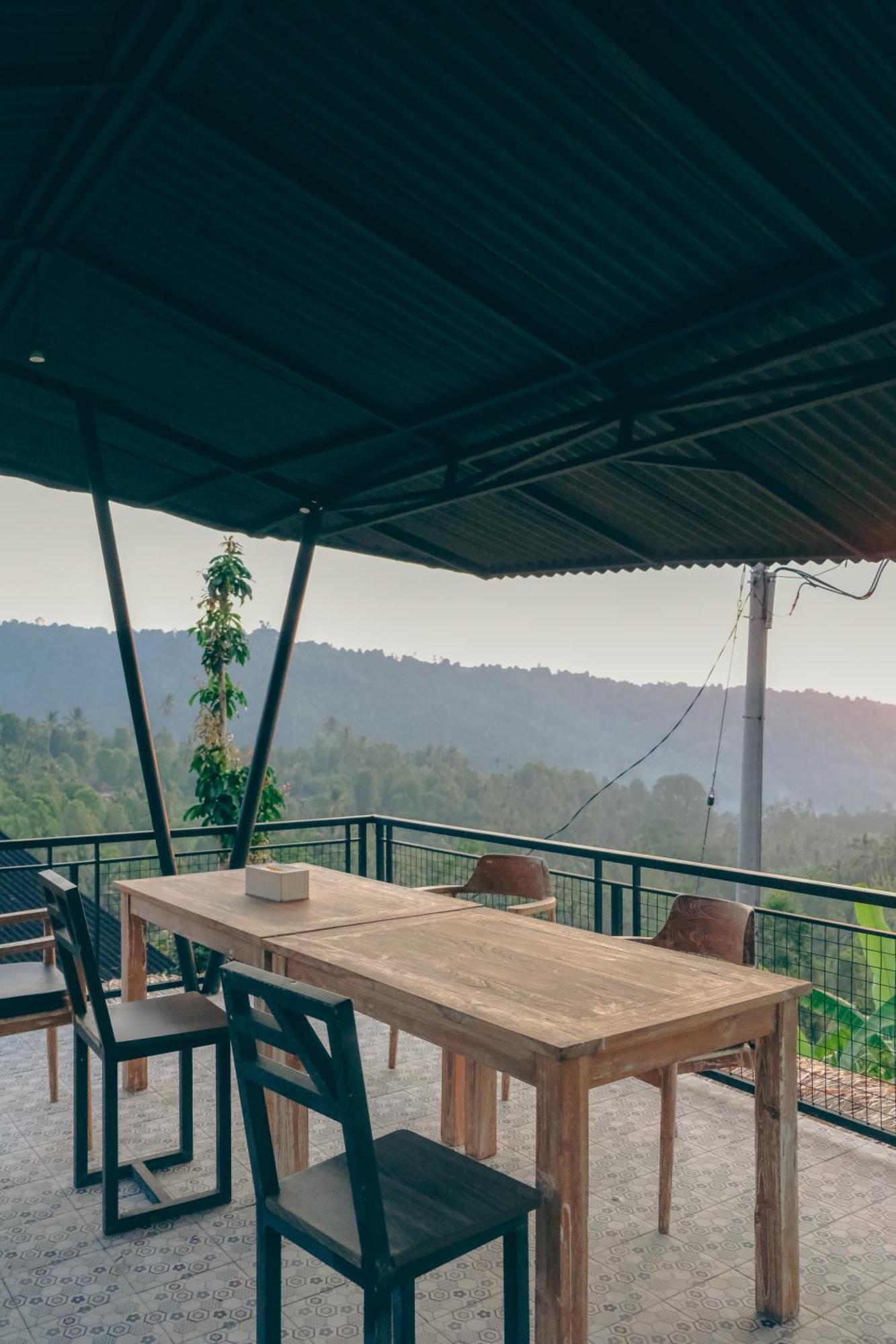 Moondock Luxury Camp Hotel Munduk  Exterior photo